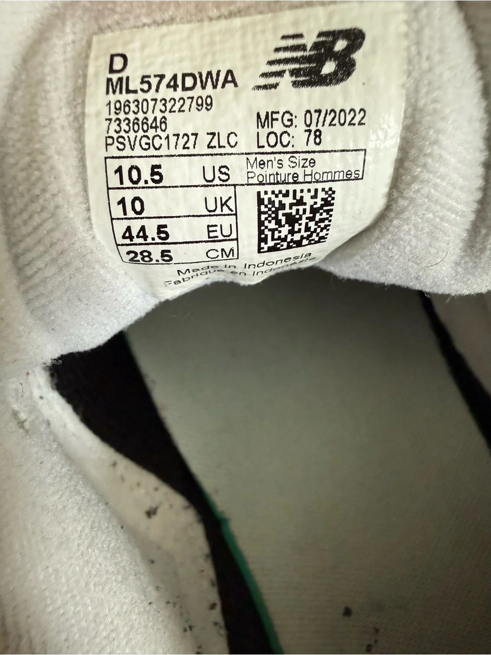New Balance Tennis Shoes